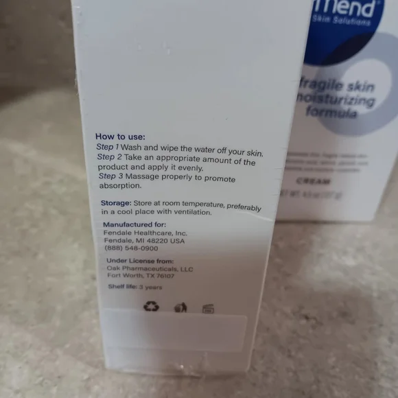 DerMend Fragile Skin Moisturizing Formula Cream SEALED! (2PK) - Picture 3 of 5